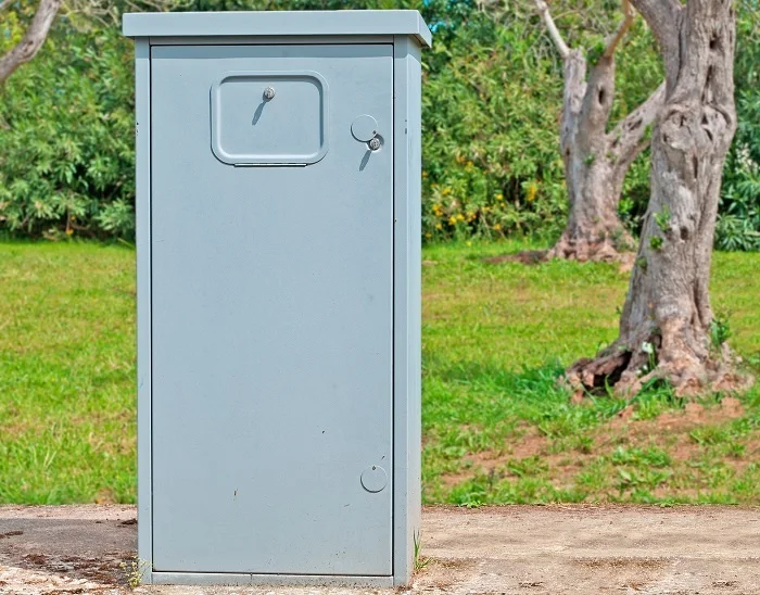 What_Is_the_Best_Way_to_Cool_An_Outdoor_Electrical_Enclosure.jpg
